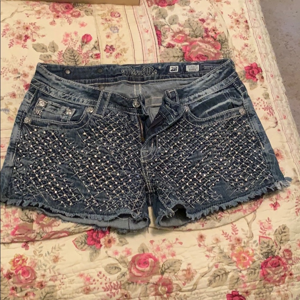 Jean shorts from buckle size 28